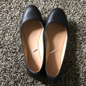 Excellent condition black ballet flats